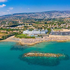 Corallia Beach Hotel Apartments